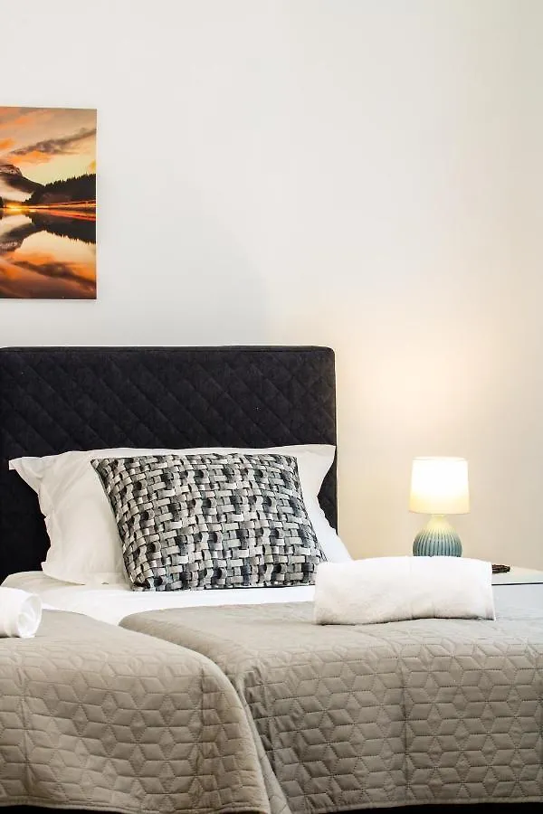 Tonka'S Beautiful Apartment In City Centre Split Kroatië