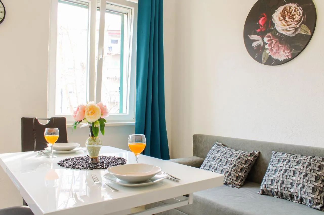 Tonka'S Beautiful Apartment In City Centre Split Croatia